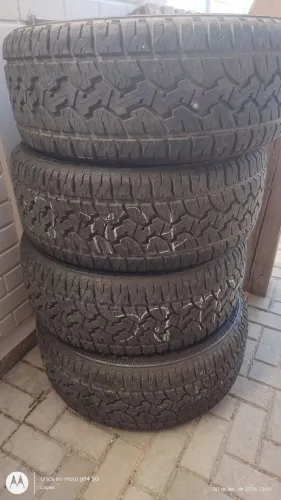 Vendo 4 pneus 265/50 R20 GT radial adventuro