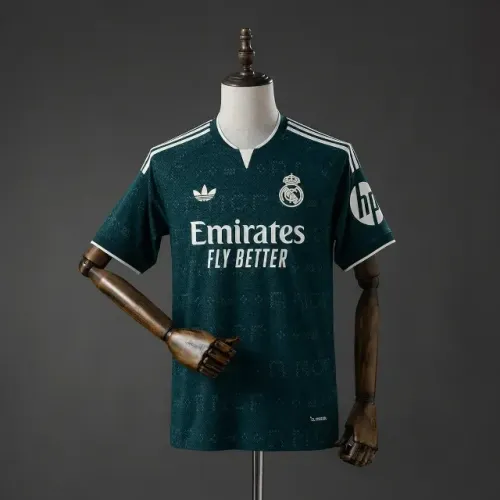 Real Madrid Secundária Camisa 26/27