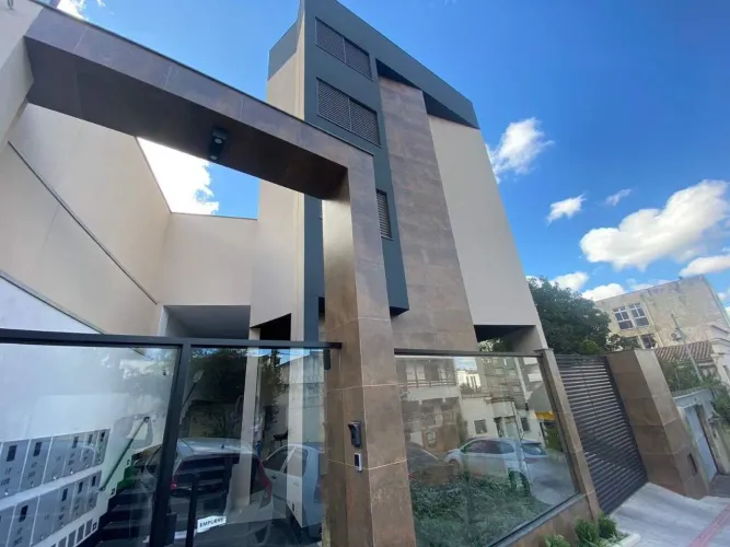 Excelente apartamento de 03 quartos com área privativa para locação em Pedro Leopoldo
