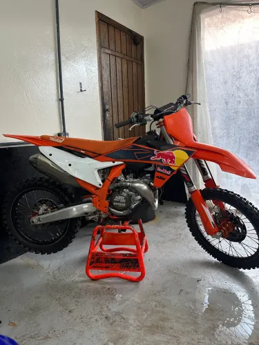 Moto Ktm 450 sx-f 2024