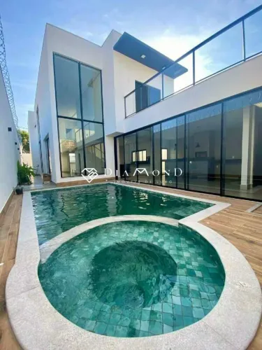 Casa à venda, 3 quartos, 3 suítes, 4 vagas, Nova Uberlândia - Uberlândia/MG