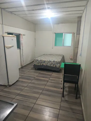 Kitnet para pessoa sozinha ou casal em Potecas