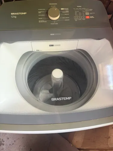 Vendo máquina Brastemp 12kg máquina estado nova