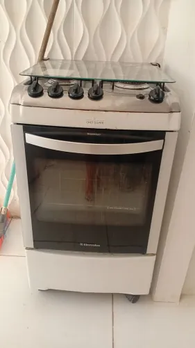 Fogão 4 bocas Electrolux usado entrego gratis