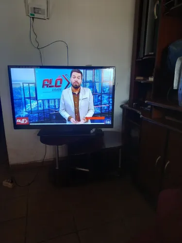 Vende se tv 42 polegadas