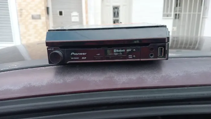 Som Pioneer