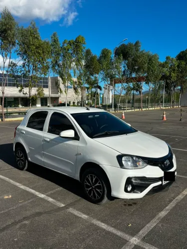 Toyota Etios X 1.3 Flex 16V 5P Mec. 2019