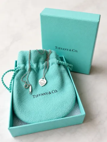 Colar Tiffany & Co. Return to Tiffany Heart Tag - Prata 925 Original