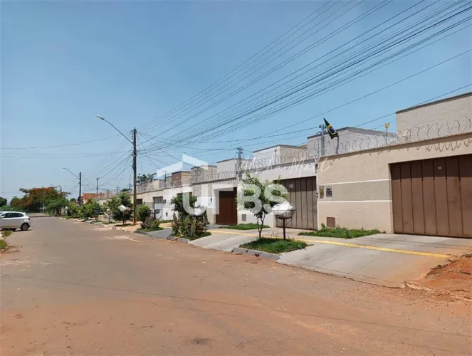 0 - Casa 3 quartos, sendo 1 suíte