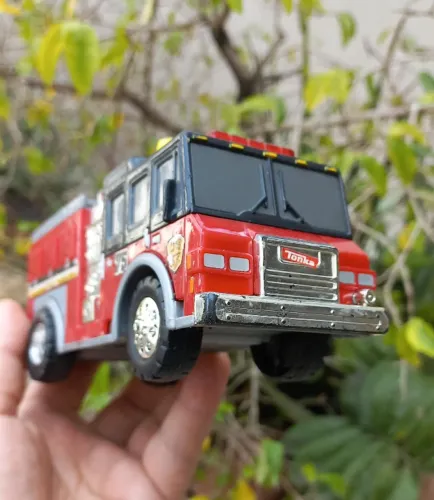 Miniatura Carrinho Caminhão de Bombeiro Tonka