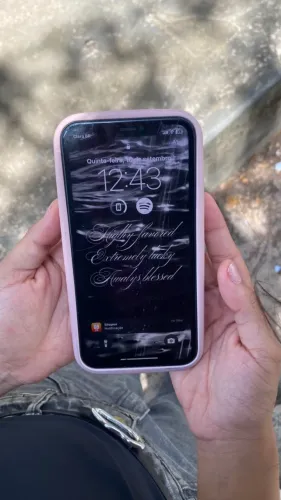 iPhone XR 64GB ? para conserto/peças