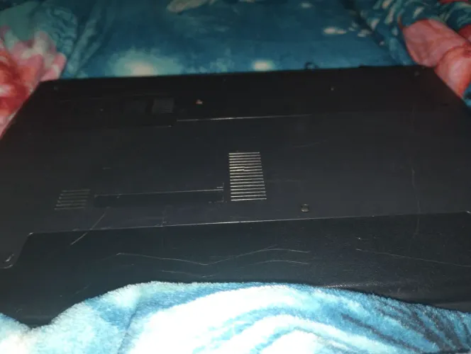 Notebook desnível na tela sem carregador pode pá