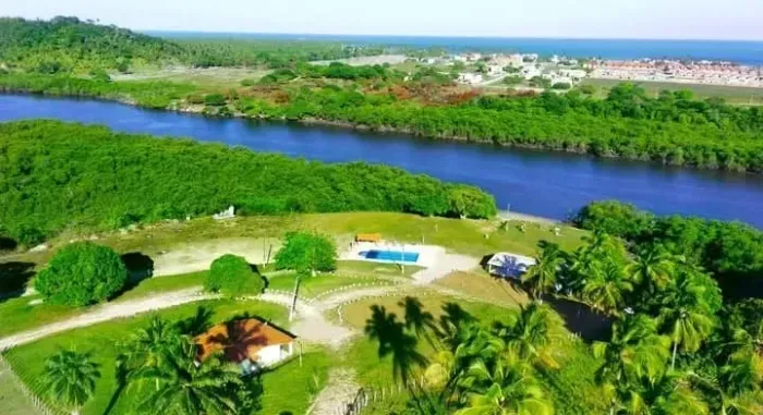 Área Exclusiva em Carneiros com Potencial Náutico e Turístico 30 Hectares às Margens do R
