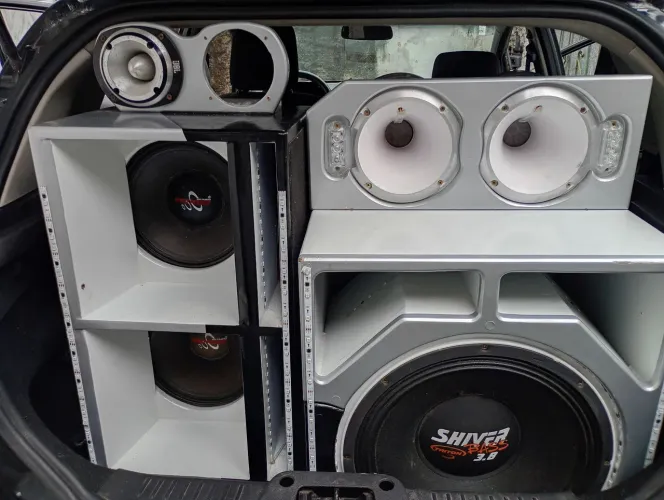 Som de carro 