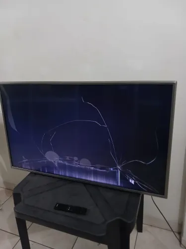 TV LG 43 Quebrada
