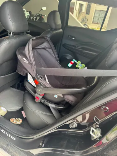 Carrinho de Bebê 3 em 1 + bebê conforto com base isofix