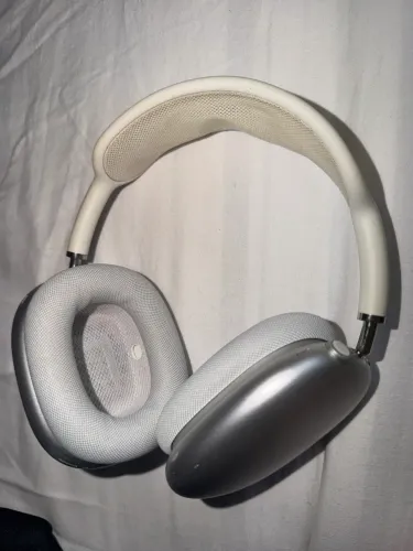 Apple AirPods