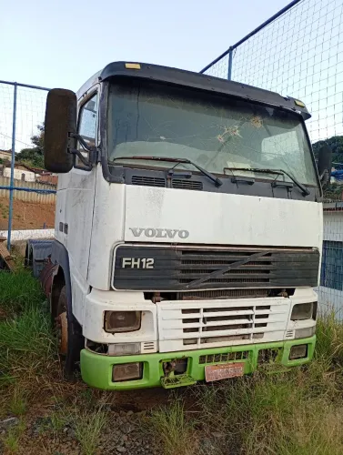Caminhão FH 380