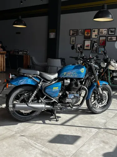 Royal Enfield Shotgun 650 Plasma Blue 25/26