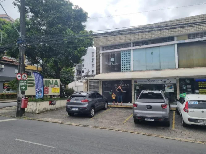 Vendo/Alugo Sala Comercial nos Aflitos