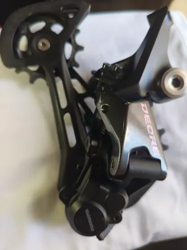 Câmbio Traseiro Shimano Deore RD-M6100-SGS 12v Original - Gaiola Longa