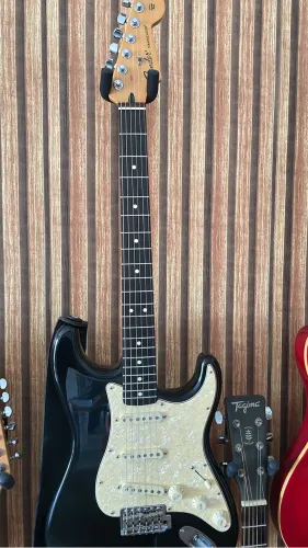 Guitarra fender México player