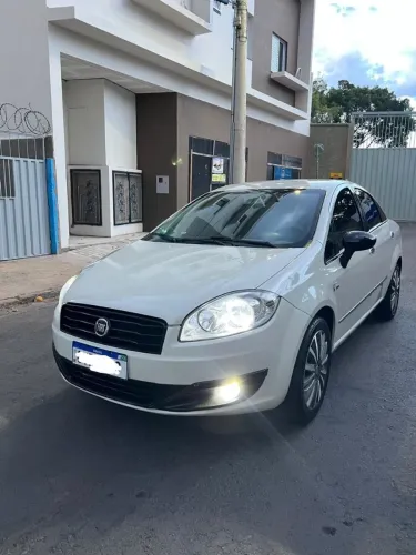 Fiat Linea Absolute 1.9/1.8 Flex Dualogic 4P 2015