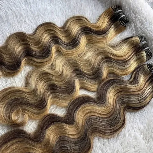 Cabelo Humano Ondulado Natural na Tela Morena Iluminada de 50/51 Cm a cada 100 Gramas