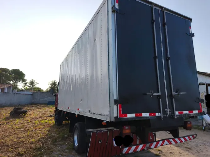 Ford cargo 815