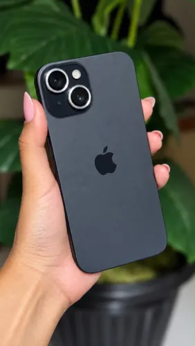 iPhone 15