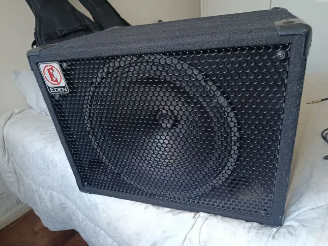 Caixa Eden 300 watts