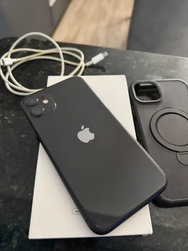 iPhone 11 128GB Preto - Excelente Estado