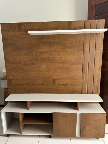 RACK DE TV SEMI NOVO