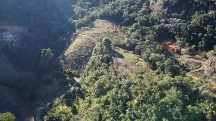 Terreno em Santa Teresa - Condomínio Fechado (1500 mtrs quadrados)