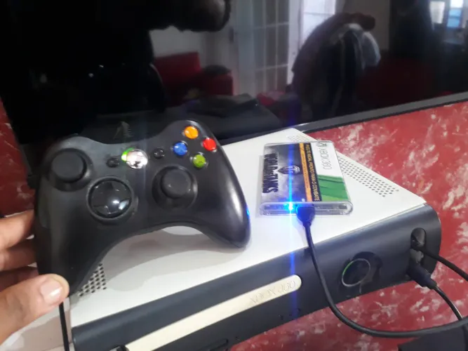 Xbox 360 FAT - 116 jogos no HD externo