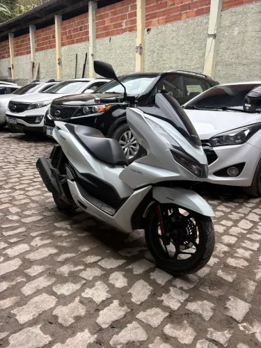 Pcx 2024 - Impecável