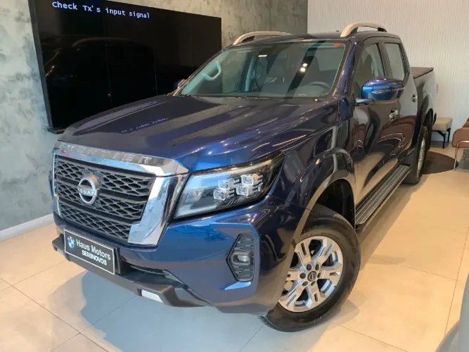 Nissan Frontier XE CD 4X4 2.3 Bi-TB Diesel Aut. 2025