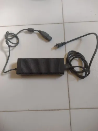 Fonte de alimentação Xbox 360 fat 40$