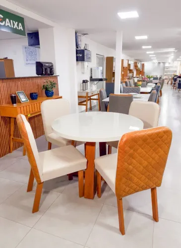 Mesa de Jantar Redonda 130 Mts 4 Lugares Pronta Entrega