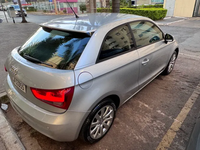 Audi A1 1.4 TFSI 122cv S-tronic 3P 2012