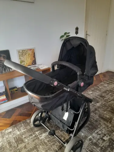 Carrinho + Bebê Conforto Safety 1st