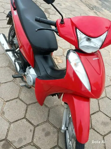 Biz 125 2012 em dias com partida elétrica  bem baixo da vip 7.900