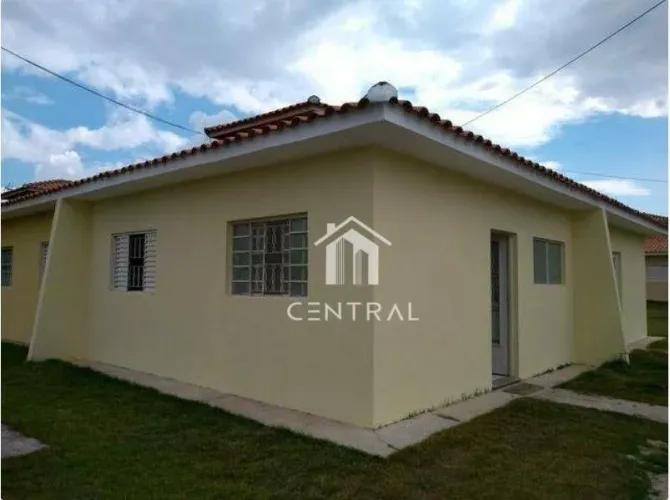 Casa com 1 dormitório à venda, 40 m² por R$ 115.000 - Parque Santa Isabel - Sorocaba/SP Ve