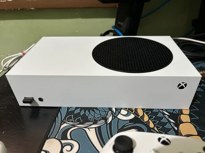 Xbox series S + acessórios