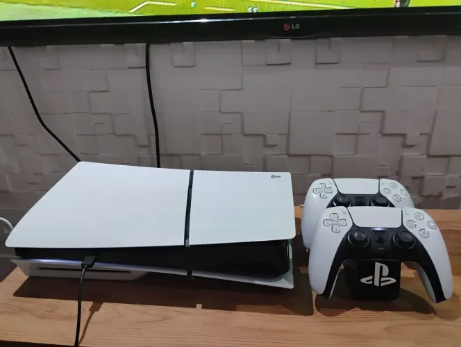 PS5 SLIM