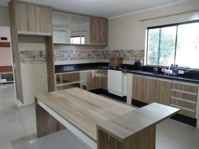 Casa Assobradada para locação com 132m² - Parque Jaçatuba, Santo André - P REF: 17956
