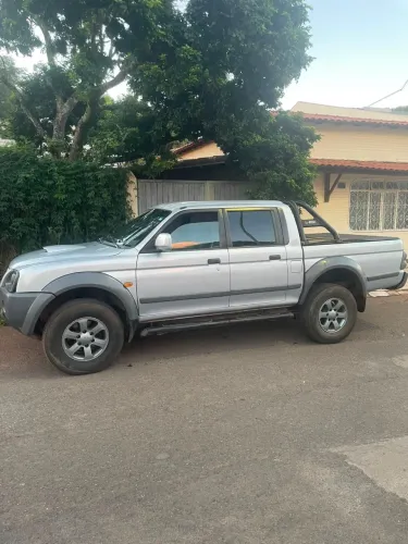Mitsubishi L200 Outdoor GLS 2.5 4X4 CD TDI Diesel 2010