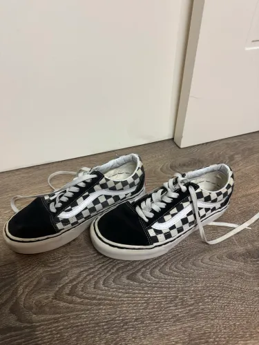 Tênis vans quadriculado plataforma