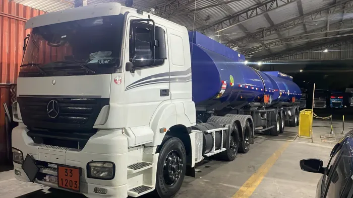 Mercedes Axor 2540 c tanque de 45.000