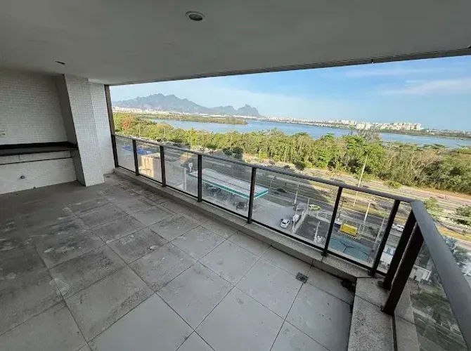 Imóvel para venda tem 160 metros quadrados com 4 quartos em Barra Olímpica - Rio de Janeir